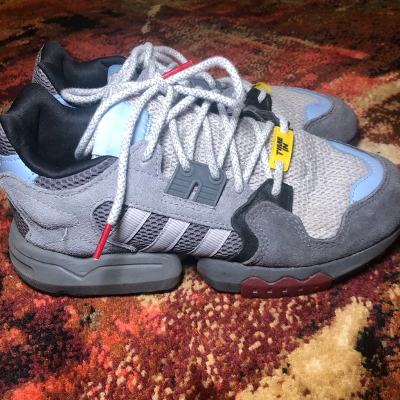 adidas Gray Sneakers with Red Accents - Picture 7 of 9